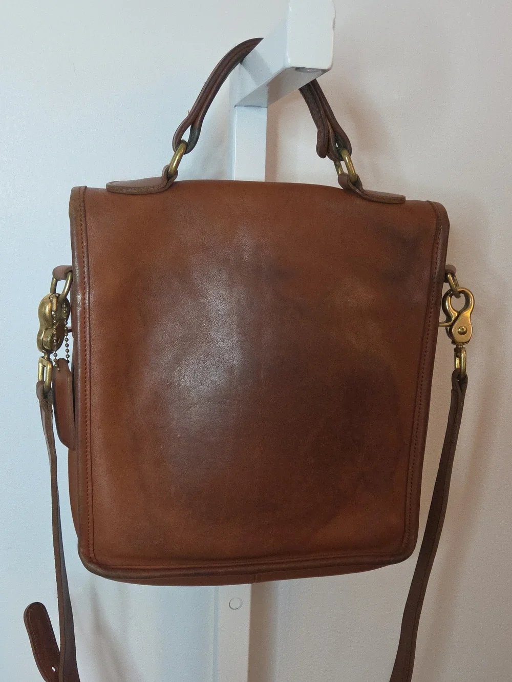 Vintage Coach Station Bag #5130 British Tan Glovetanned Leather Crossbody 90’s